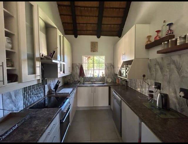 3 BEDROOM HOUSE FOR SALE IN ELANDSHAVEN